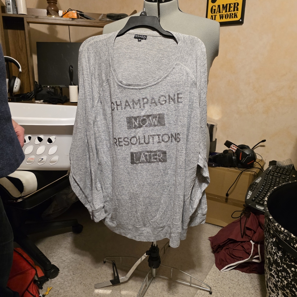 Fifth Sun Gray Women's Crew Neck Sweater